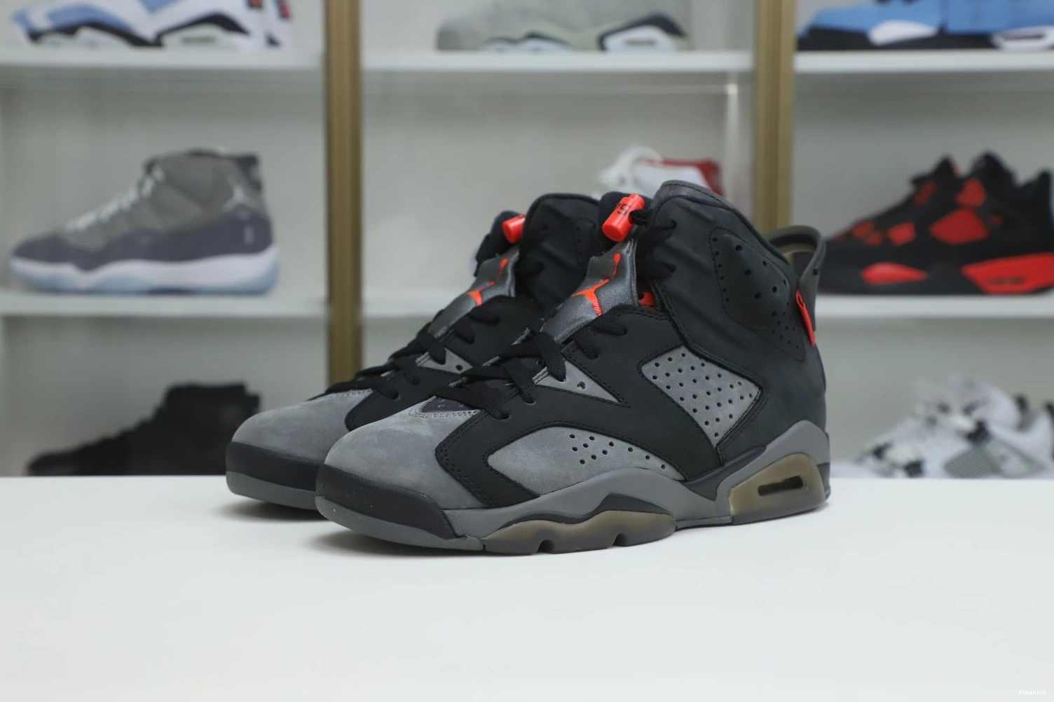 JORDAN X PARIS SAINT-GERMAIN AIR 6 RETRO GREY' 'IRON 0904